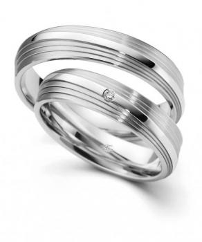 August Gerstner Trauringe Weissgold 4/28415/5 + 28415/5