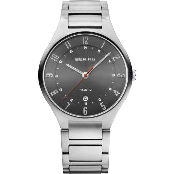 Bering Herrenuhr Titanium 11739-772