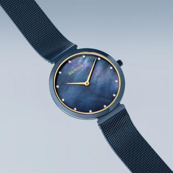 Preview: Bering Damenuhr Classic 18132-399