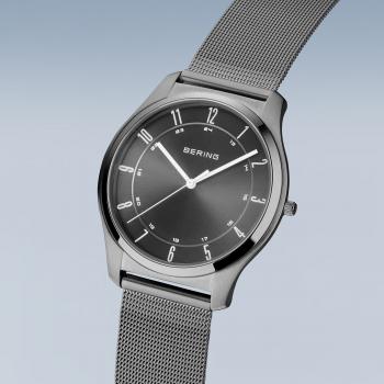 Bering Herrenuhr Ultra Slim 18340-377