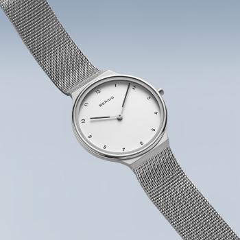 Preview: Bering Damenuhr Ultra Slim 18434-004