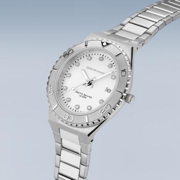 Bering Damenuhr Classic 18936-704
