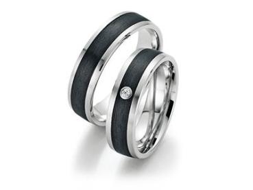 Fischer Trauringe Carbon 22 01140/060 + 23 01140/060