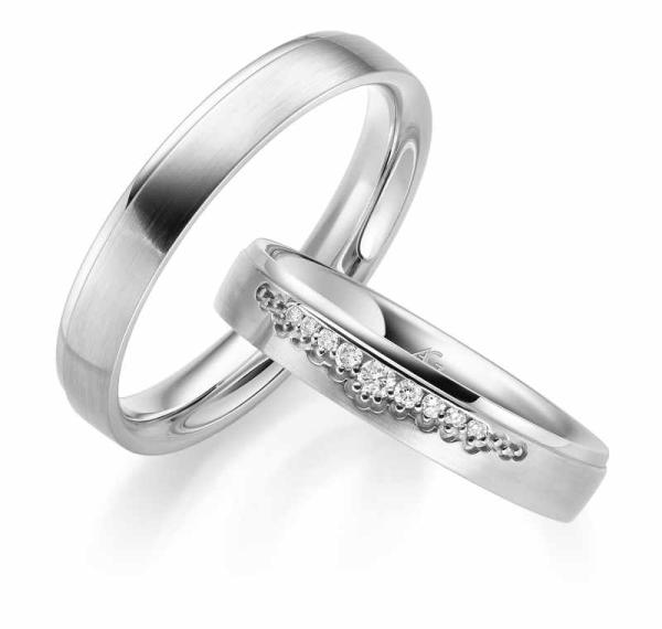 August Gerstner Trauringe Weissgold 31117/4 + 4/31117/4