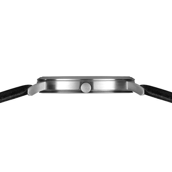 Bering Herrenuhr Titanium 18640-402