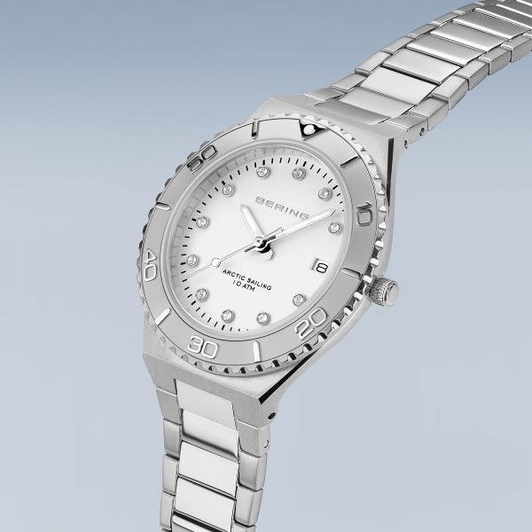 Bering Damenuhr Classic 18936-704