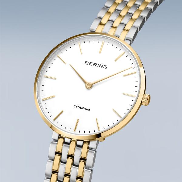 Bering Damenuhr Titanium 19334-010